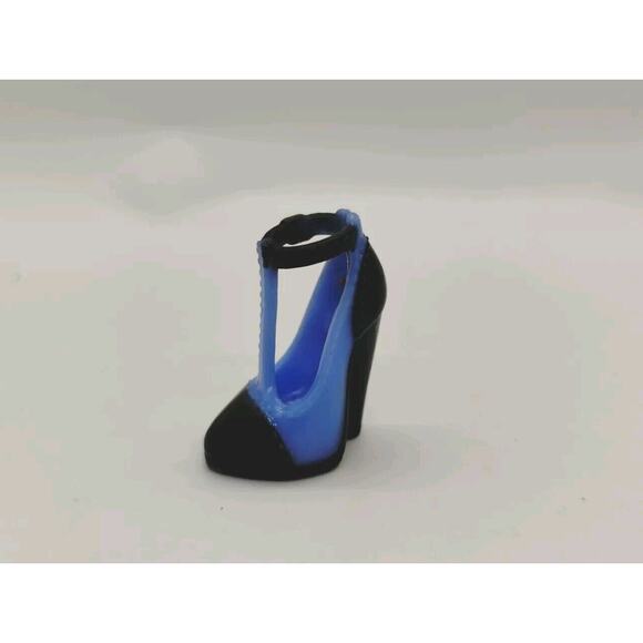 LOL SURPRISE OMG SINGLE -- Right Shoe Only-- Heel Uptown Girl Blue Black Shoes - Picture 1 of 5